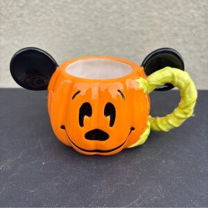 Disney Parks Vintage Mickey Mouse  Halloween Pumpkin Vine Ceramic Mini Mug Cup